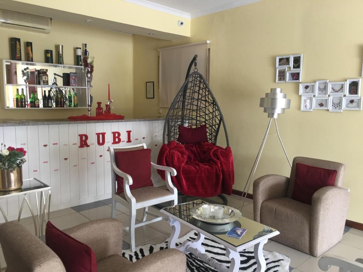 Hotel Rubi Viseu Buitenkant foto