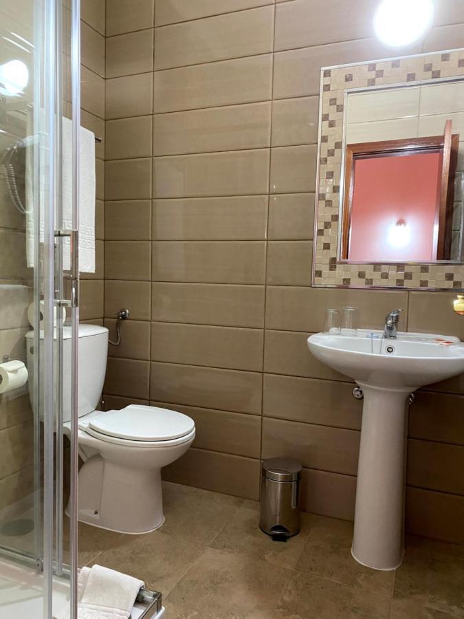 Hotel Rubi Viseu Buitenkant foto