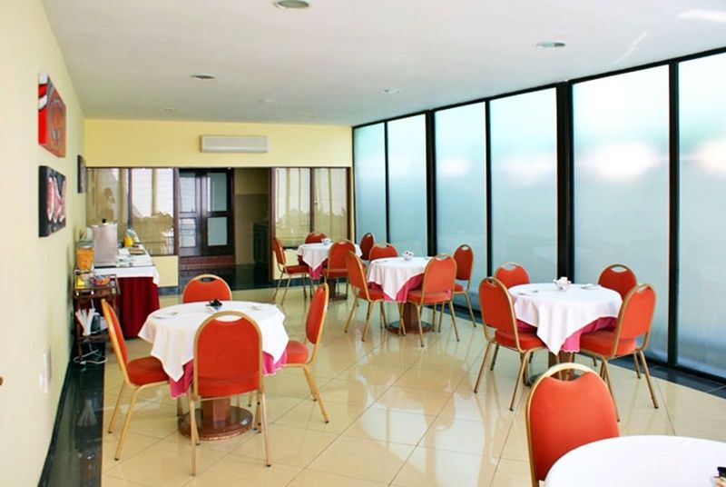 Hotel Rubi Viseu Buitenkant foto
